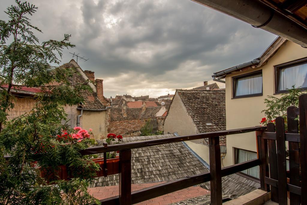 Casa Veche Hotel Sibiu Exterior photo